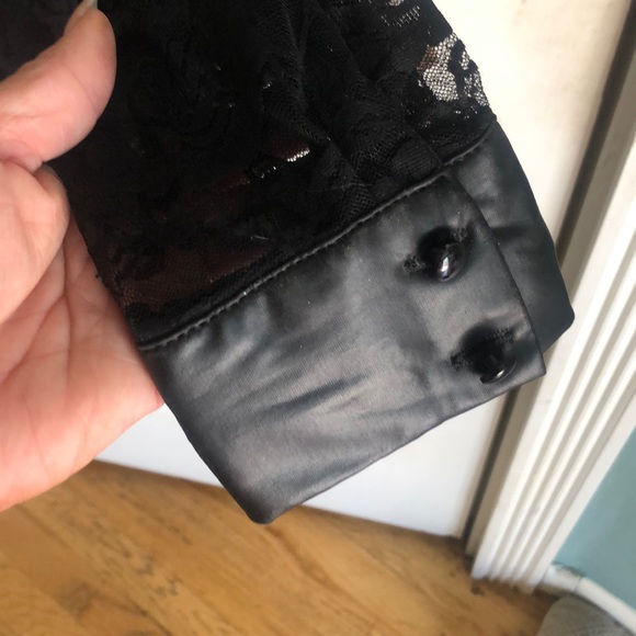 Women’s black lace top - Picture 3 of 3